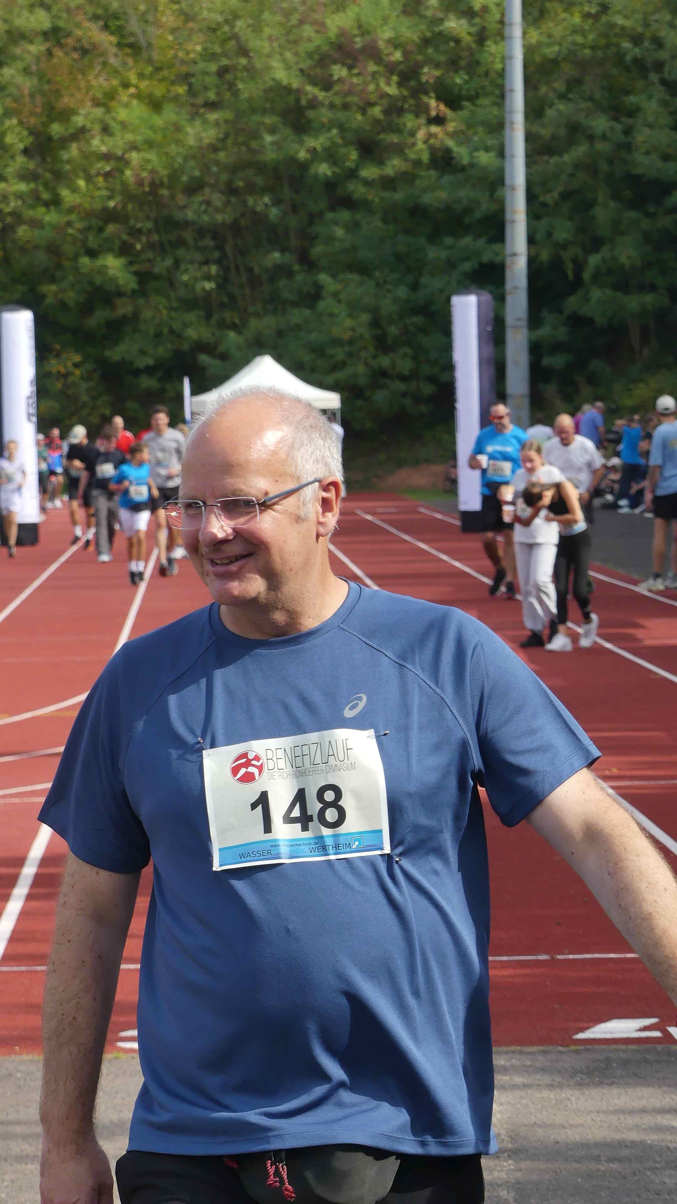 Bild vom 15. Benefizlauf im Jahr 2025. Dies ist das 299. Bild.